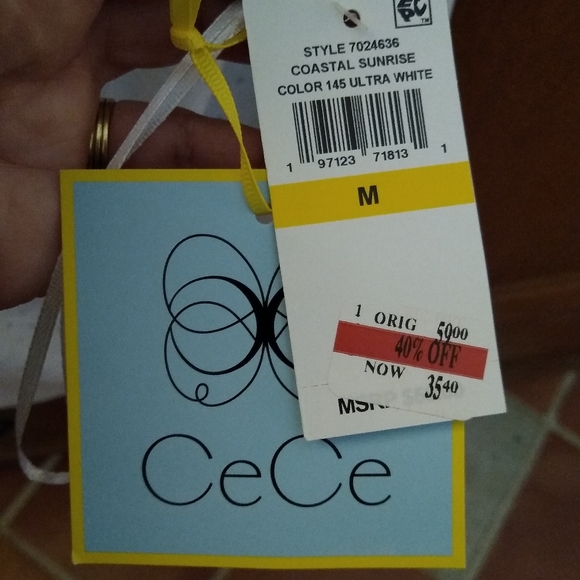 CeCe Women's Top - Picture 2 of 3